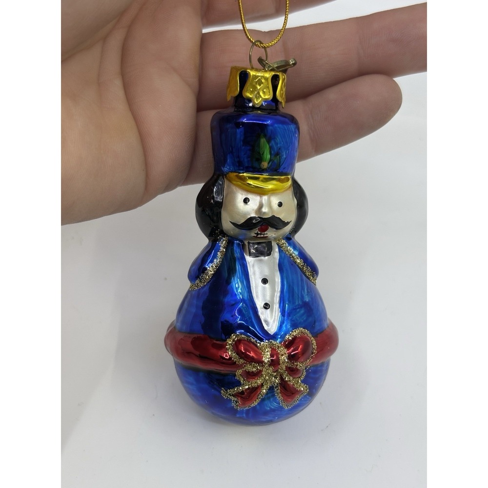 THOMAS PACCONI MUSEUM SERIES MUSTACHE MAN‎ GLASS ORNAMENT